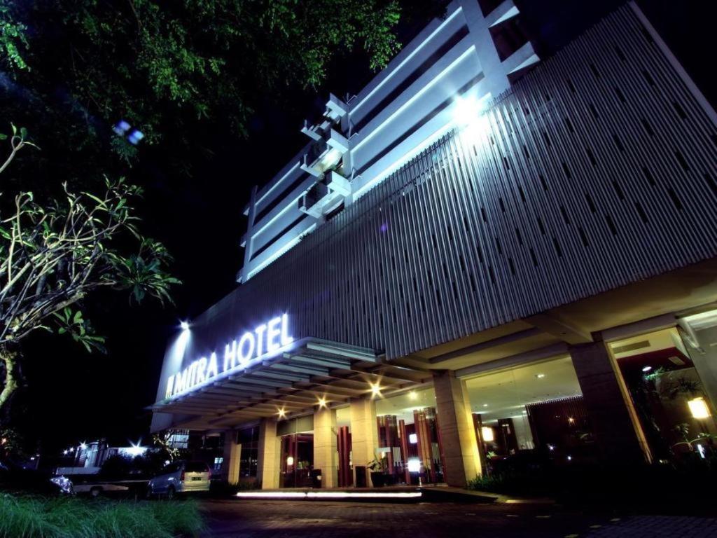 Mitra Bandung Hotel Екстериор снимка