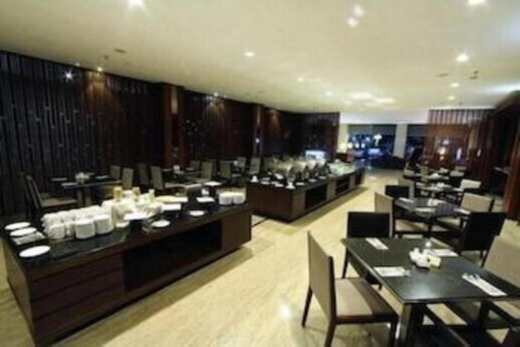 Mitra Bandung Hotel Екстериор снимка