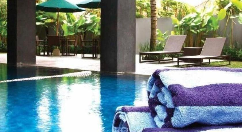 Mitra Bandung Hotel Екстериор снимка