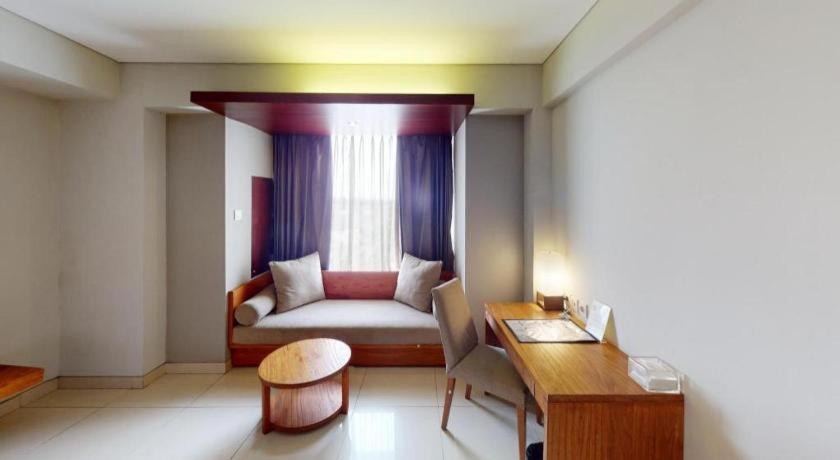 Mitra Bandung Hotel Екстериор снимка