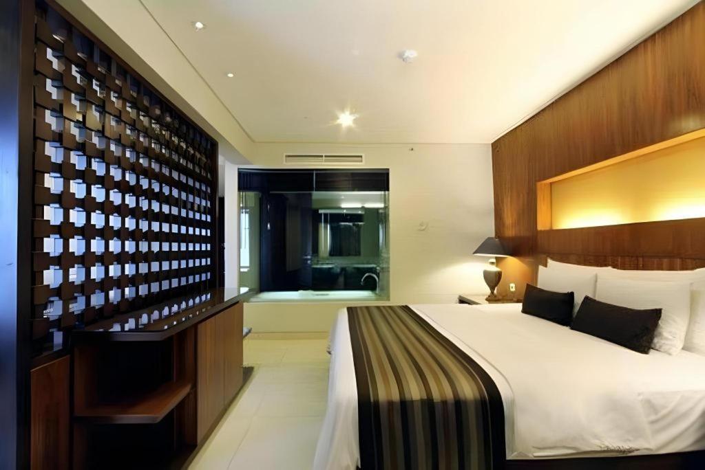 Mitra Bandung Hotel Екстериор снимка